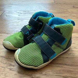 Plae Max double velcro boot